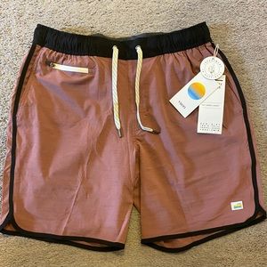 NWT Vuori Medium Mens shorts